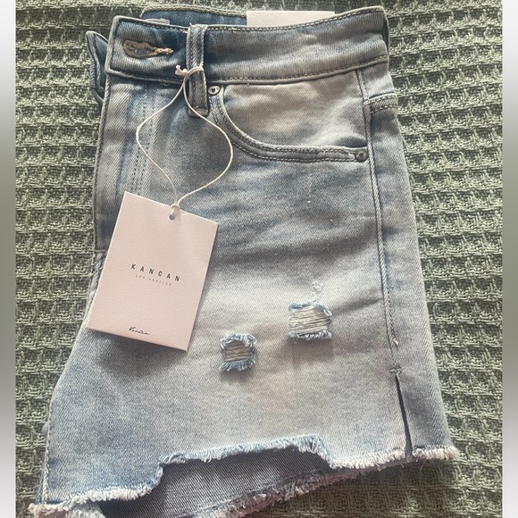 KanCan Denim distressed shorts - Picture 3 of 7